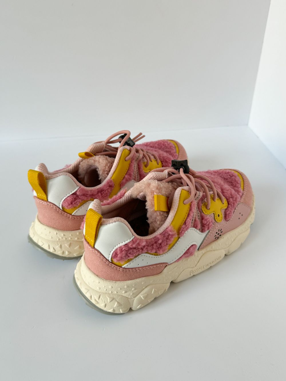 Новые кроссовки Flower Mountain for Naturino, 30