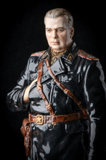 Статуэтка. Фарфор. Федоренко Яков Николаевич маршал бронетанковых войск. Россия