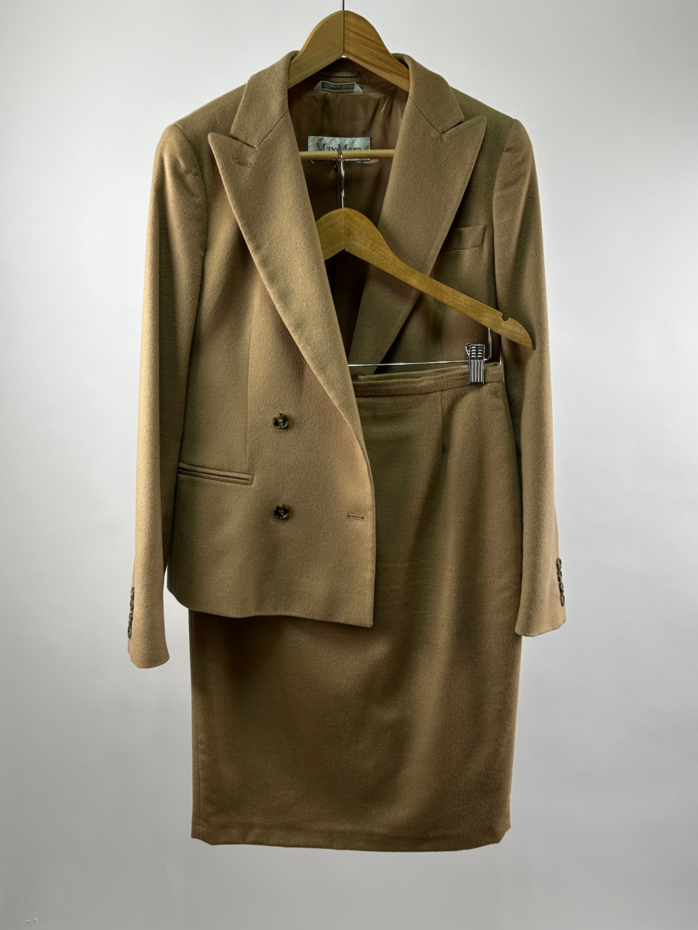 Костюм Max Mara