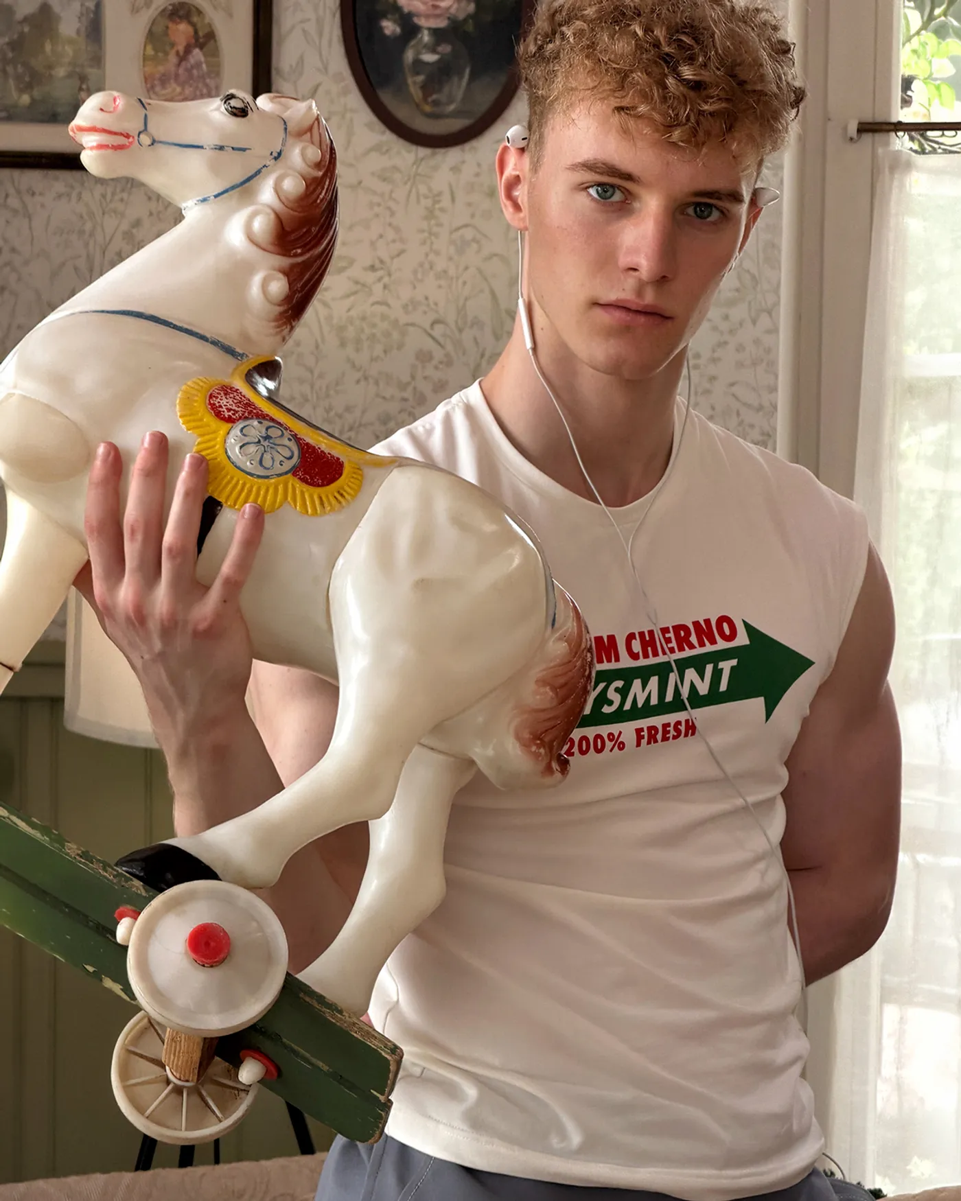 Белая футболка без рукавов "Boysmint"