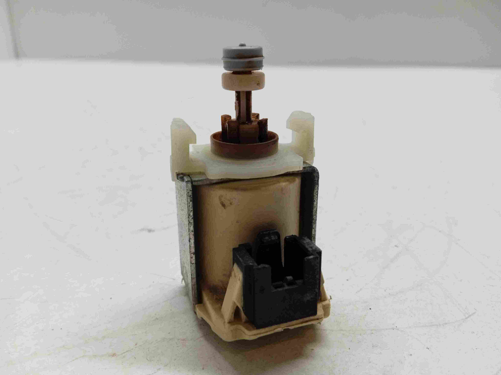 LST53977X ктп29 Клапан подачи воды для посудомоечной машины Indesit LST53977X б/у