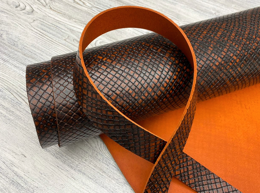 Тречиа Олд цв. Оранжевый / Treccia old Arancio, толщ. 3,5+ мм, ременная кожа