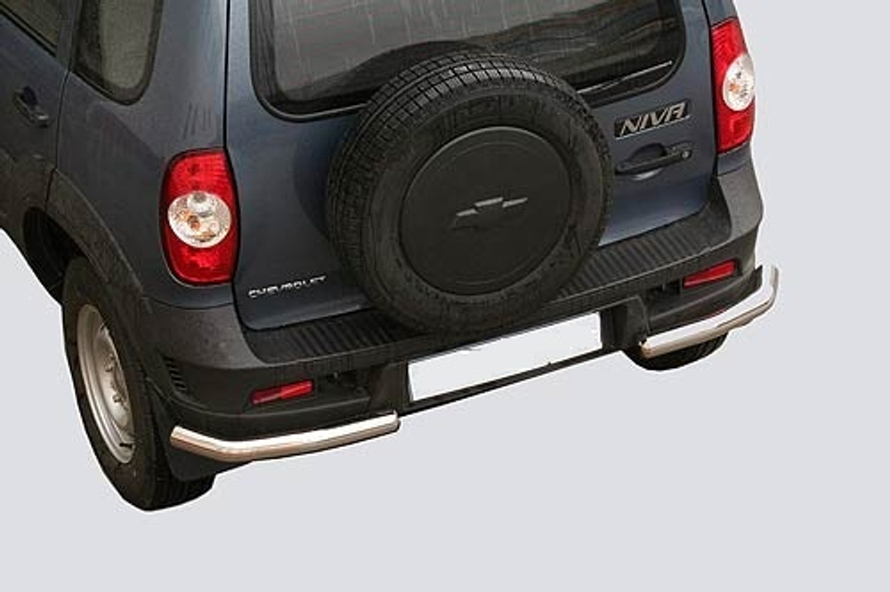 Защита заднего бампера «Уголки», цельные (Ø=63,5 мм), Chevrolet Niva (03.2009 -)/Lada Niva (07.2020 -) (нержавеющая сталь)