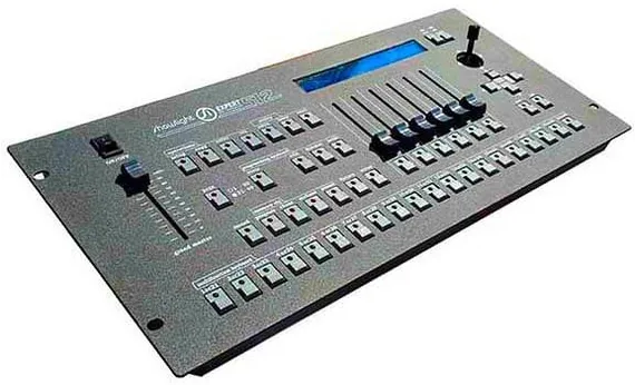 SHOWLIGHT EXPERT512 DMX-512 Контроллер для управления световыми прибор, 512 каналов, до 40 приборов