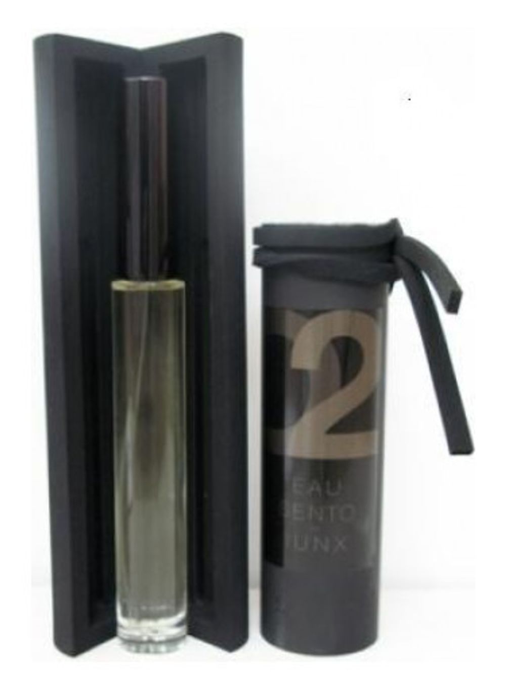 IUNX No. 02 L’Eau Sento