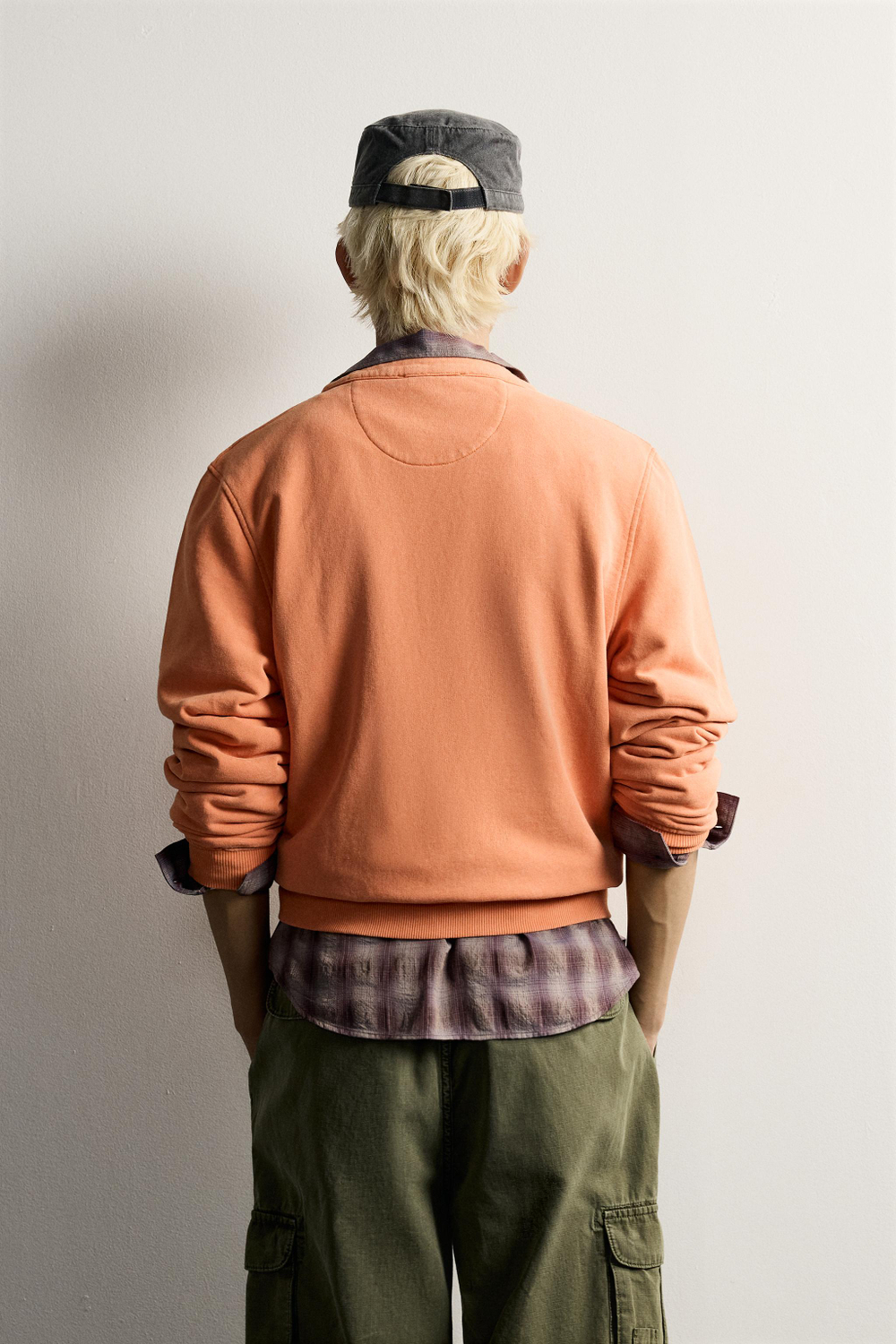 КАРДИГАН RELAXED FIT С ЭФФЕКТОМ ПОТЕРТОСТИ — ZARA