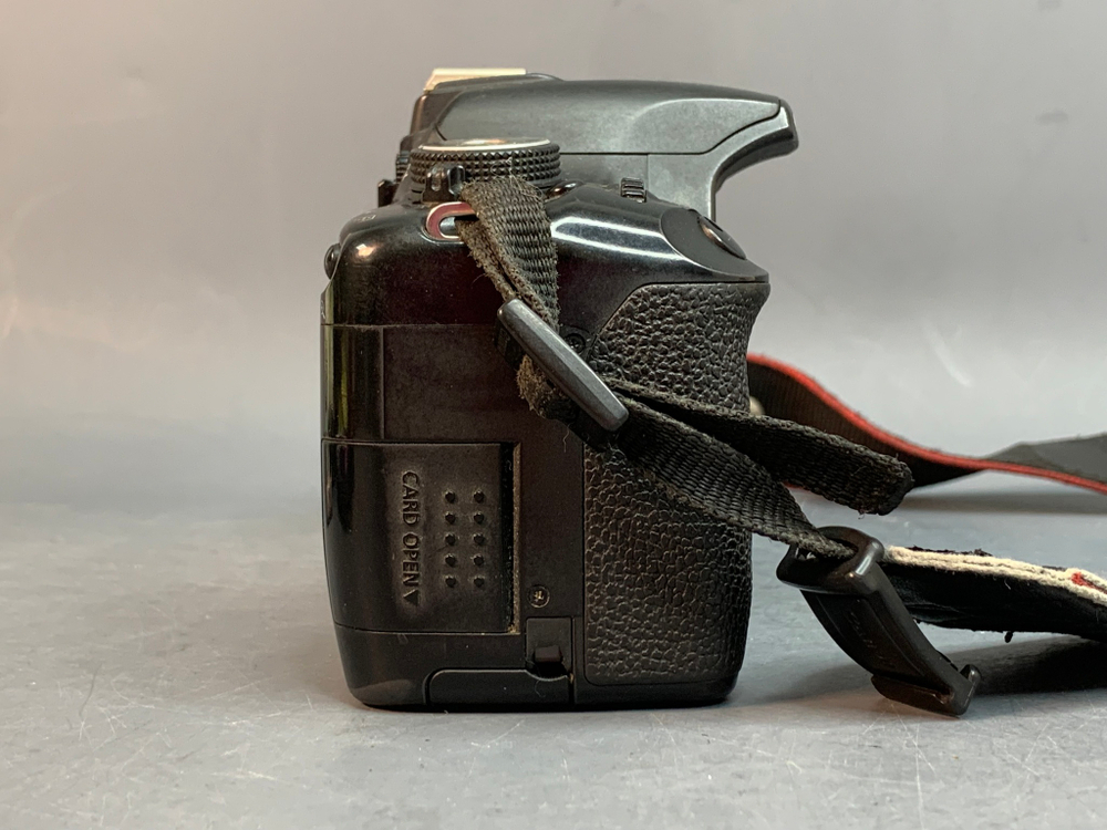 Canon EOS 500D Body 49.204 кадров