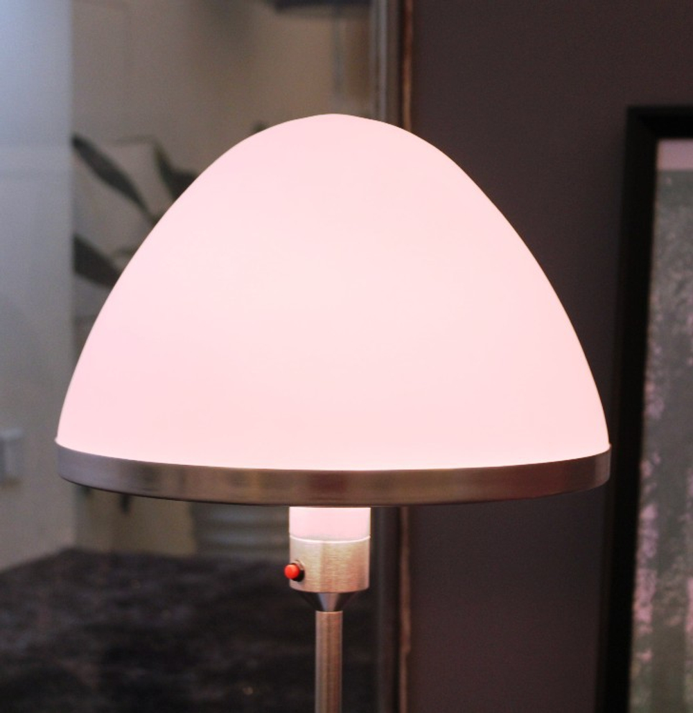 лампа  Wagenfeld 24 Table Lamp