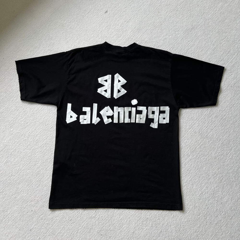 Футболка Balenciaga