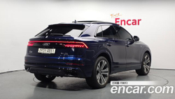 Audi Q8 55 TFSI Quattro Premium — 2023