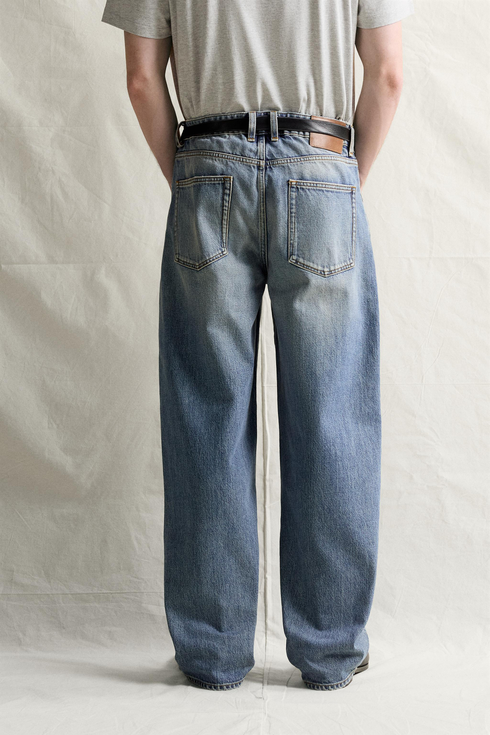 ДЖИНСЫ BAGGY FIT — ZARA · 5585/373