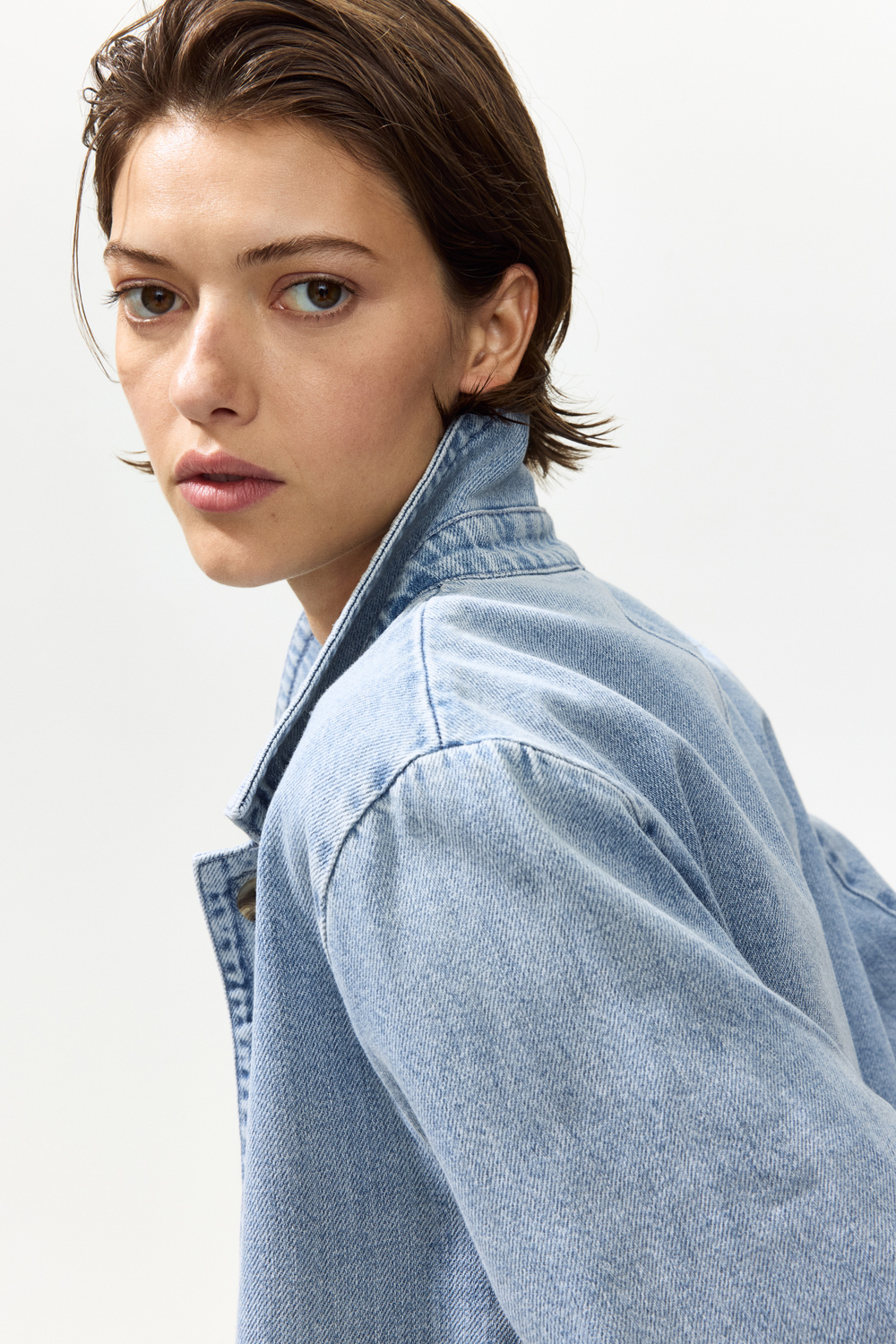 Джинсовая куртка — классический воротник, стандартная длина - H&M