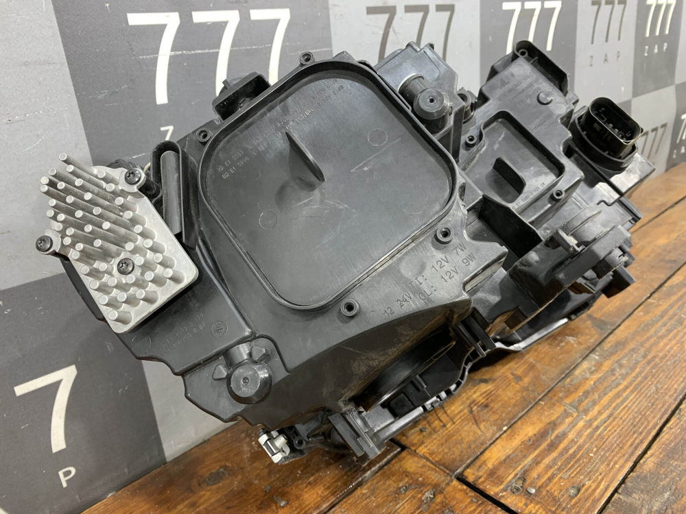 Фара левая LED Volkswagen Tiguan 2 16-20 Б/У Оригинал 5NB941081A
