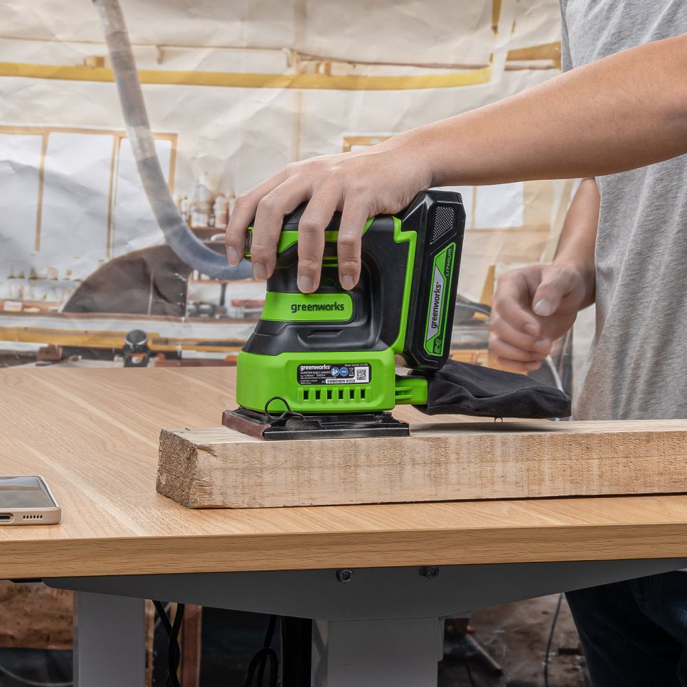 Плоская шлифмашина акк. Greenworks G24SS14, 24V, 115x140мм, 5500 об/мин, ампл. 1,6 мм,1х2Ач,ЗУ,кор (3100507CUA)