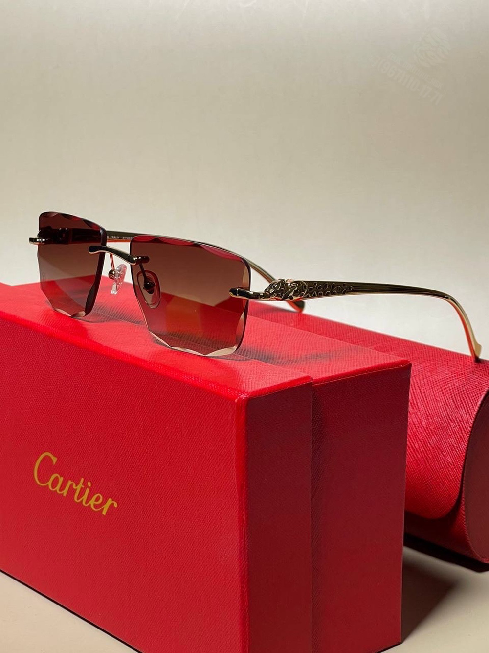 Солнечные очки Cartier