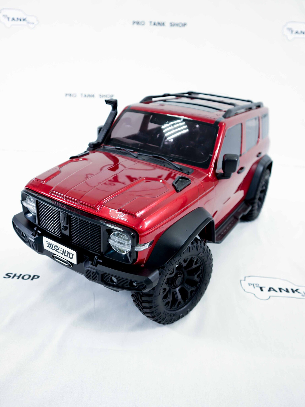 Радиоуправляемая модель автомобиля TANK 300 (КРАСНАЯ) Масштаб 1:8