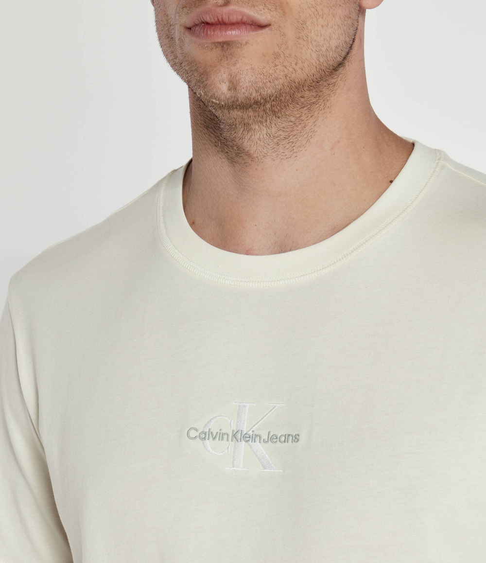 Футболка CALVIN KLEIN JEANS - экрю(J30J325649)