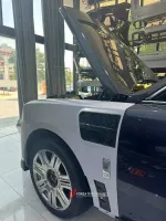 Обвес переделка для ROLLS-ROYCE CULLINAN СЕРИИ 1 2018 - 2025 в ROLLS-ROYCE CULLINAN СЕРИИ 2 РЕСТАЙЛИНГ Ролс Ройс Куллинан