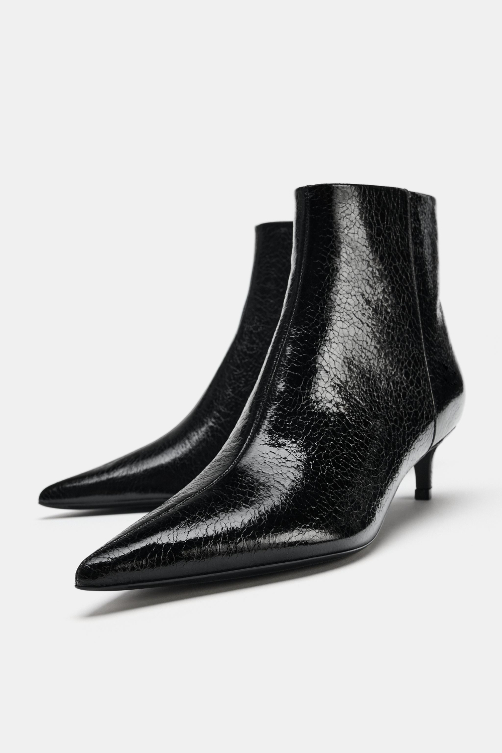 ZARA БОТИЛЬОНЫ НА ТОНКОМ КАБЛУКЕ С ЭФФЕКТОМ КРАКЛЕ, ЧЕРНЫЙ