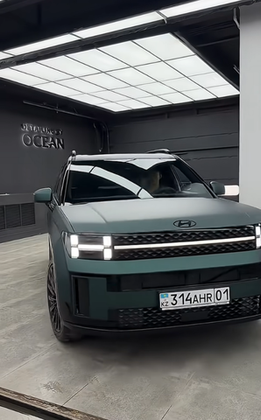Hyundai Santa Fe оклейка в цветной полиуретан Carbins PPF Venom Green MF-12 💚  антигравийная защита кузова и смена цвета 👍