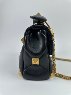 Сумка Valentino Garavani Roman Stud