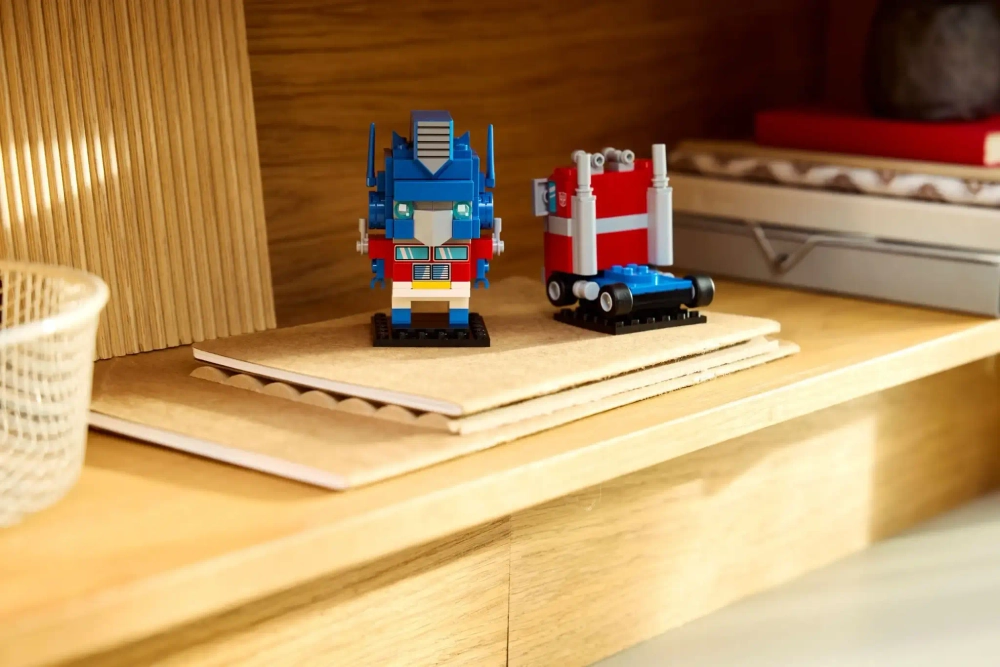 Конструктор LEGO BrickHeadz 40803 Робот и транспортное средство Оптимуса Прайма