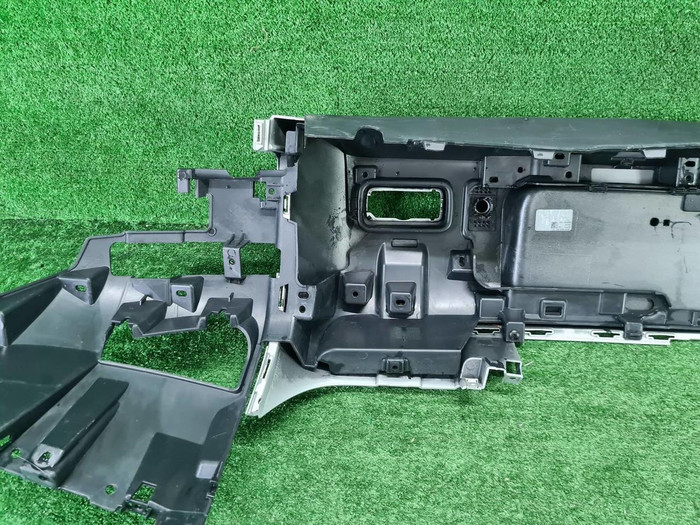 Бампер задний Land-Rover Defender 2 L663 (2019-н.в.)