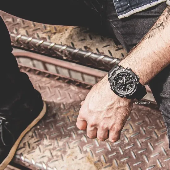 Наручные часы Casio G-Shock GA-2000S-1AER
