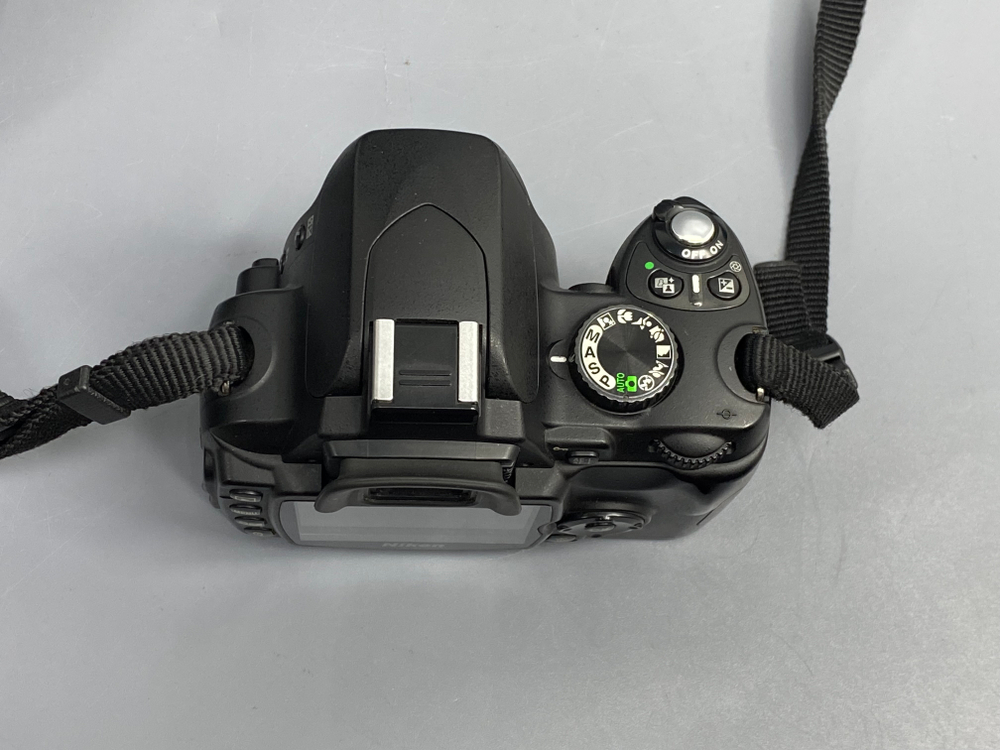 Nikon D60 body 5.200 кадров