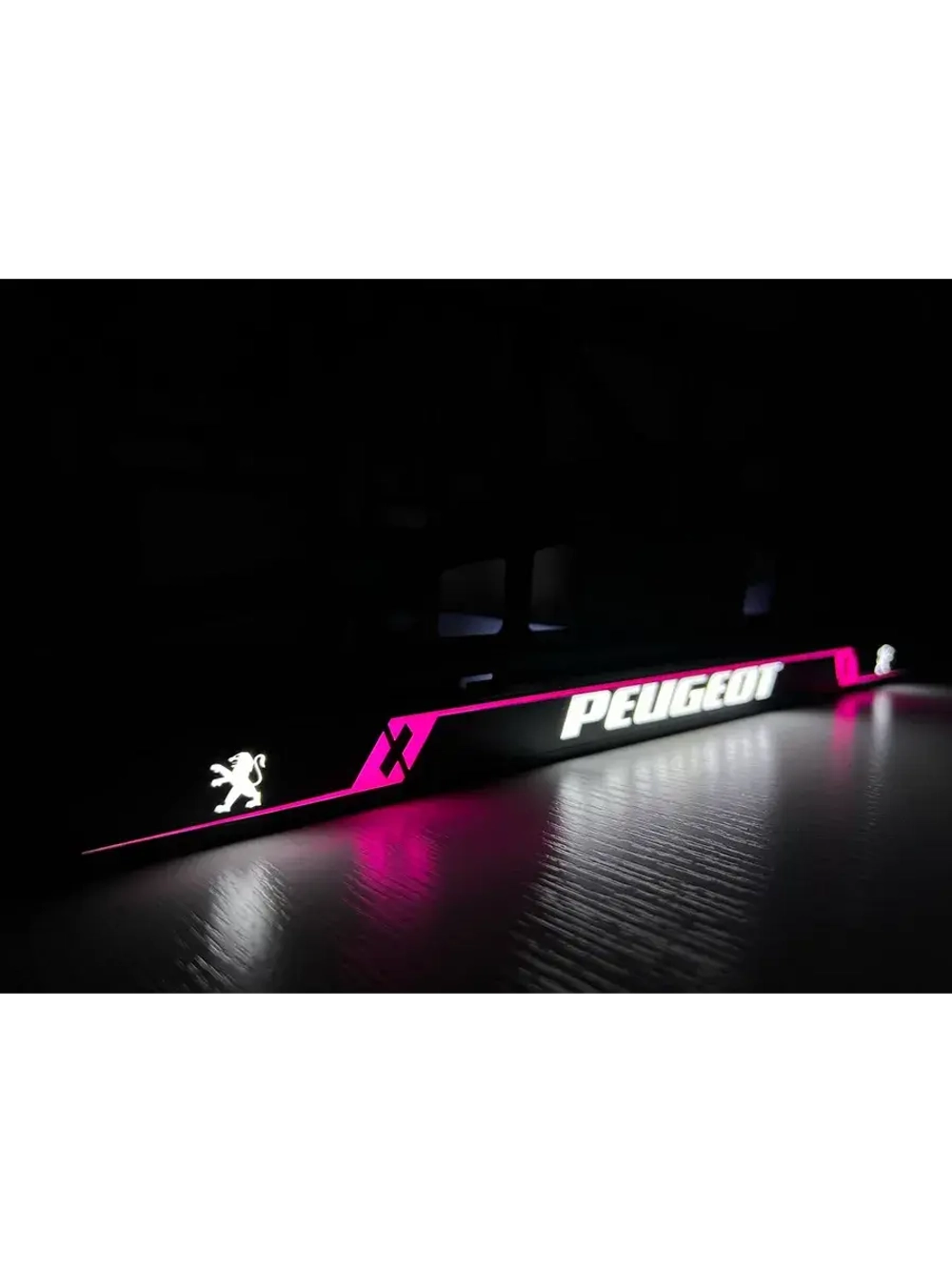 Рамка для номера с подсветкой PL. Peugeot.
