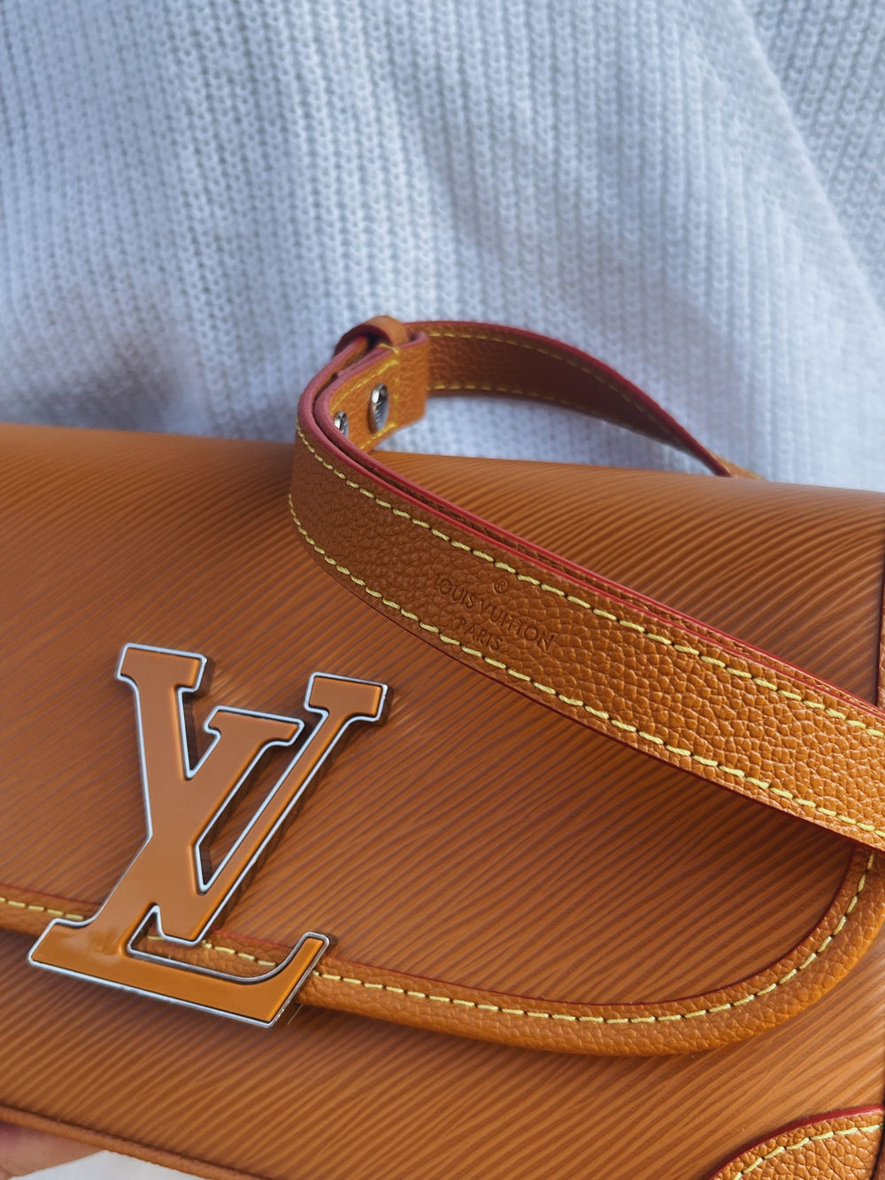 Louis Vuitton Buci