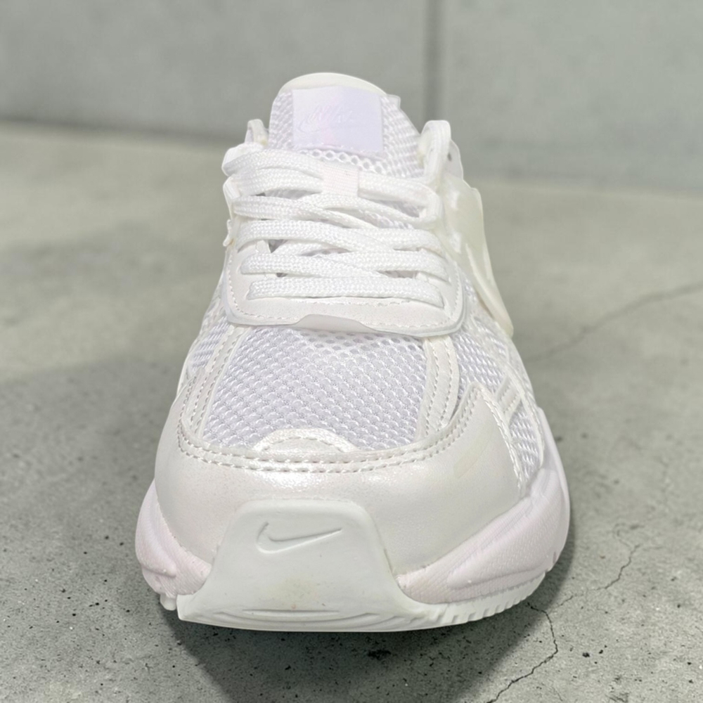Nike V2K Runtekk • White