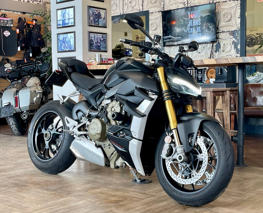 Ducati Streetfighter V4 S, 2022