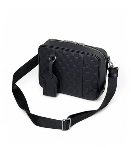 Сумка-мессенджер Louis Vuitton
