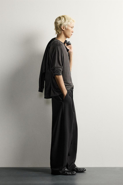 ZARA БРЮКИ BALLOON FIT С РЕМНЕМ И ЗАЩИПАМИ, ЧЕРНЫЙ