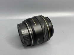 Canon EF 28mm f/1.8