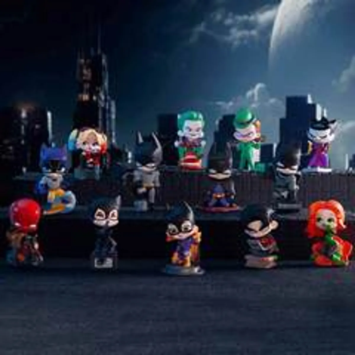 Случайная фигурка POP MART: DC Gotham City