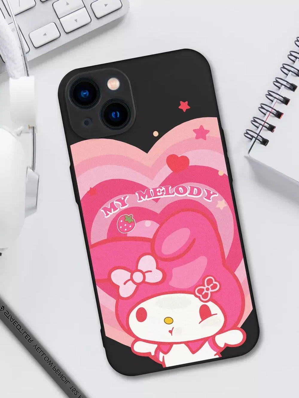 Чехол на iPhone 13 с принтом