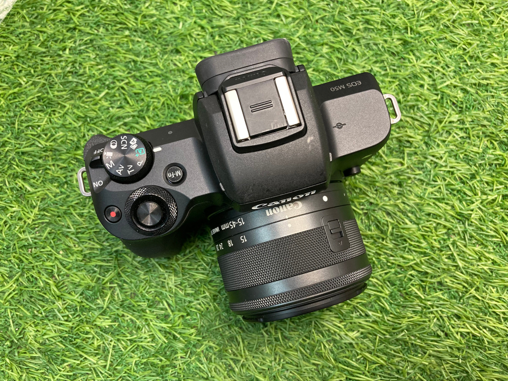 Canon M50 Kit 15-45mm IS STM