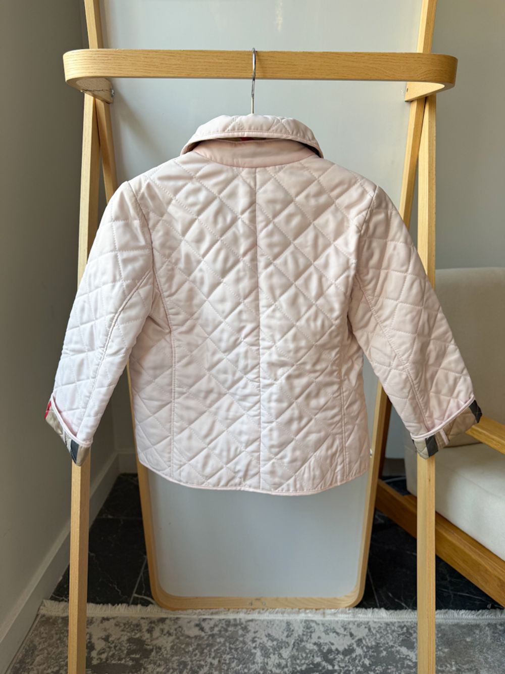 Стёганая куртка Burberry, 104