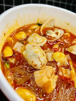 Лапша - суп быстрого приготовления с моллюсками( острая)