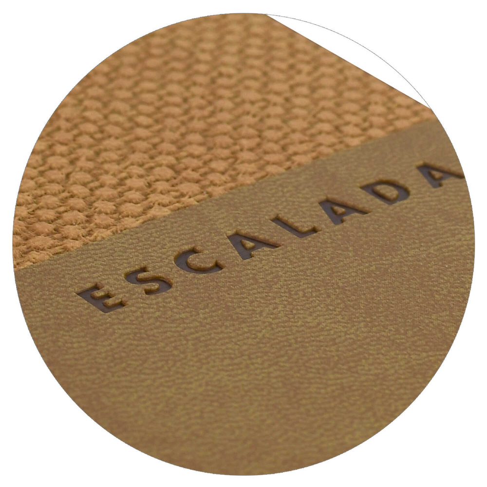 Escalada Ежедневник недатированный ESCALADA, А5, 160 л., мягкий переплёт, запаянный край, материал обложки: искусственная кожа "Виннер", искусственная кожа "Пике макро"; способ крепления блока: ниткошв