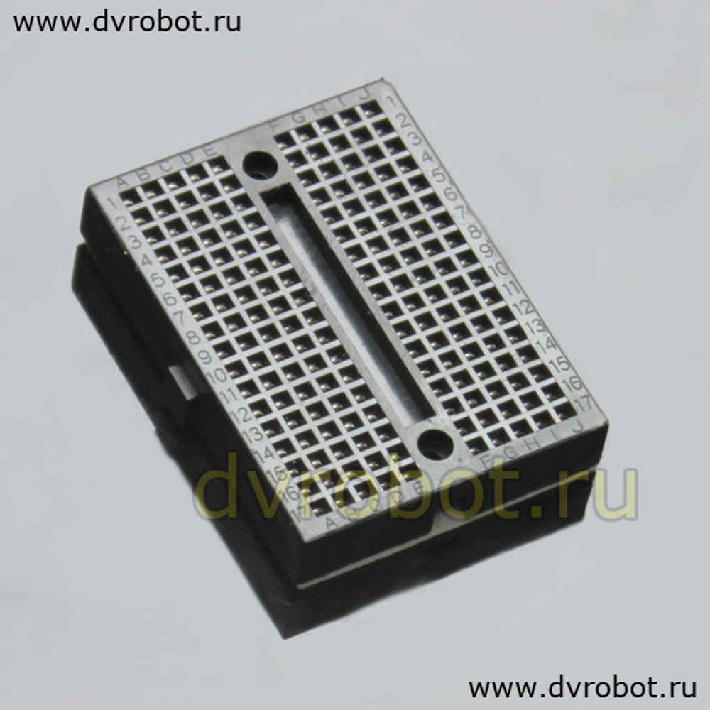 Черная макетная плата
