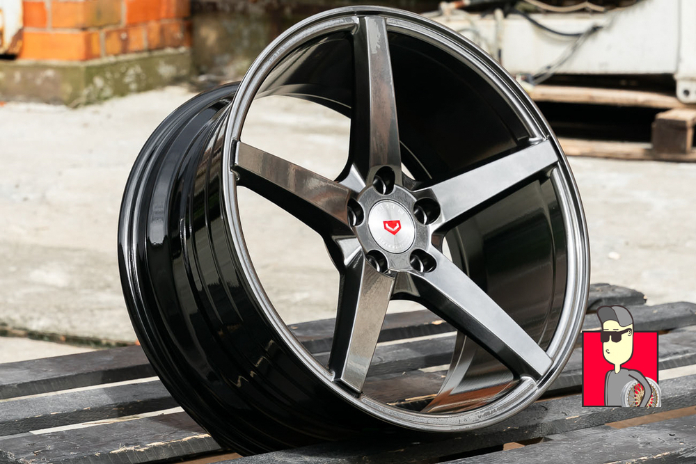 Комплект дисков Vossen VPS-303 17x8 et35 5x100