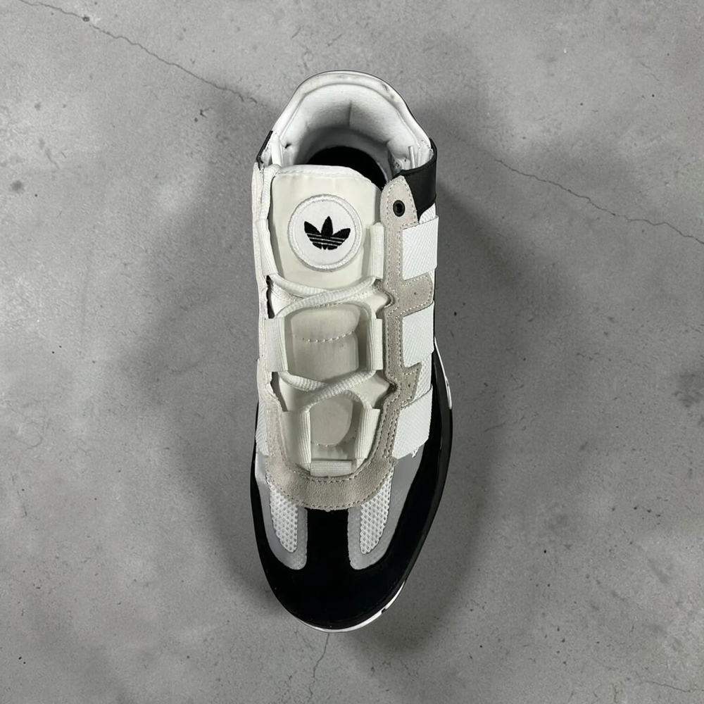 Adidas Niteball • Black White