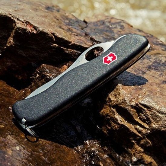 Складной нож Victorinox Мод. Sentinel Black One Hand (111 мм) - 4 функции