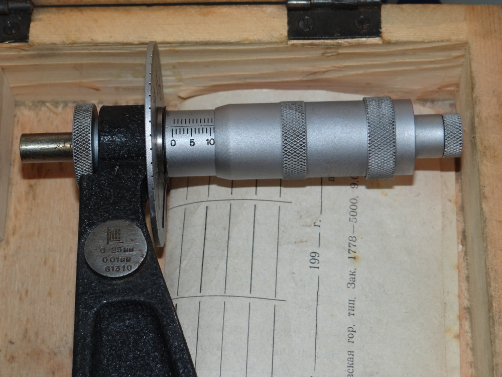 Микрометр листовой МЛ-25 (0-25мм.) Ц/д 0,01мм. (циферблат)