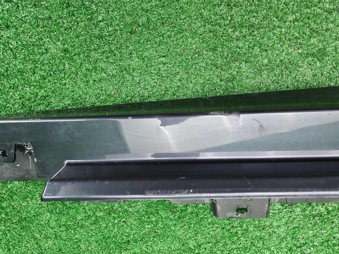 Накладка порога правая BMW X6 G06 (19-нв) M-paket