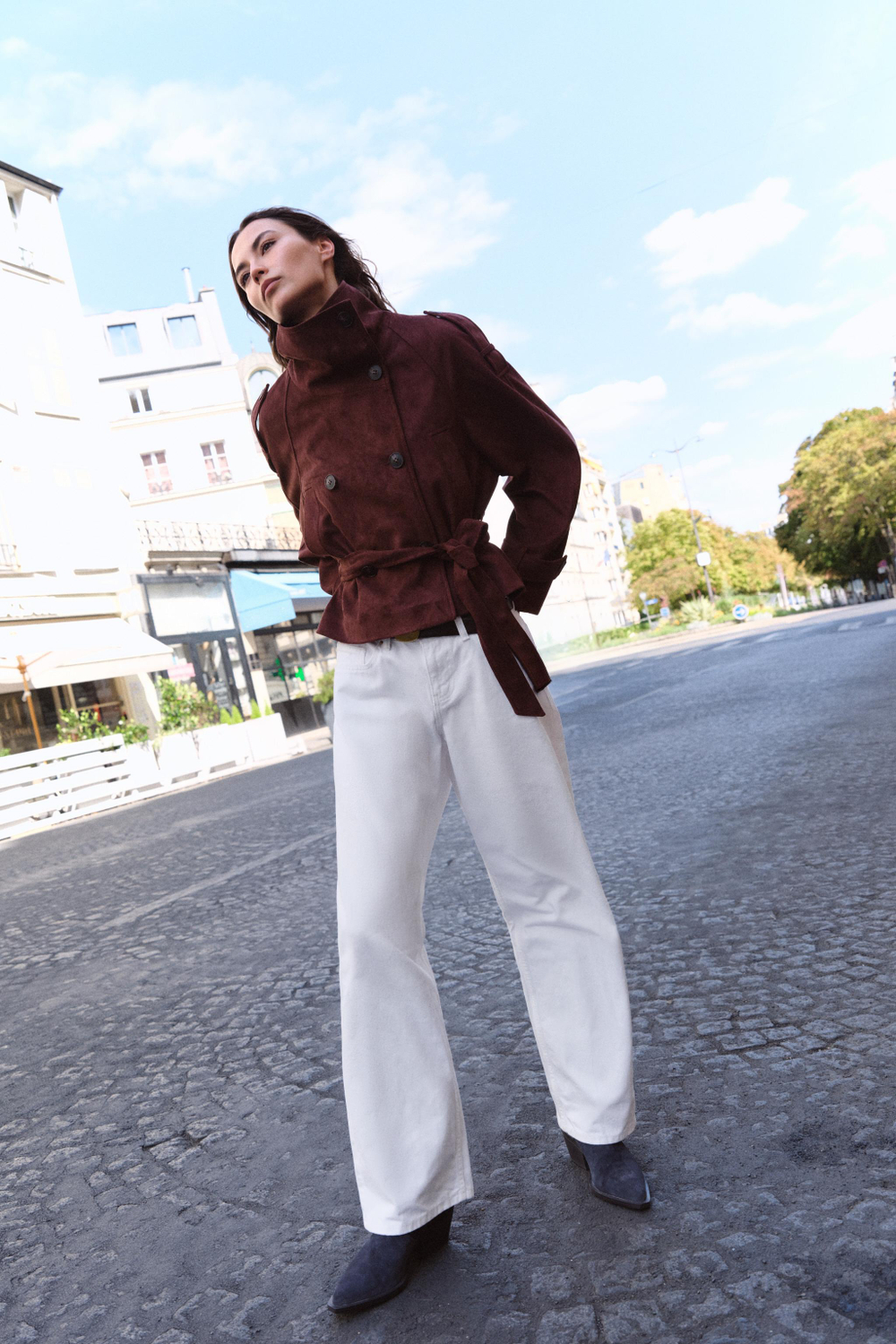 КУРТКА ИЗ ИСКУССТВЕННОЙ ЗАМШИ С ПОЯСОМ — ZARA