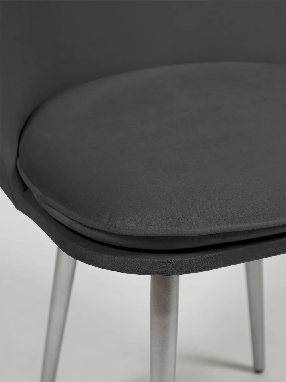 Стул Альта цвет: (Эвита 25 Темно-Серый ) основание круглый профиль цвет серебро